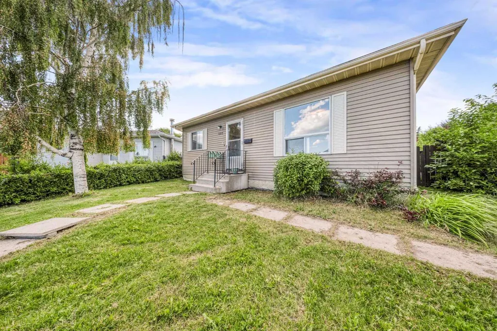 292 Falshire Way NE Calgary AB T3J2B4