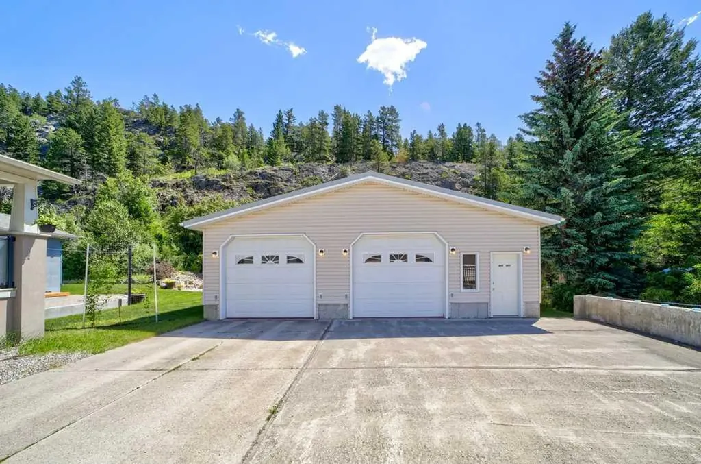 20541 25th Avenue Bellevue AB T0K 0C0