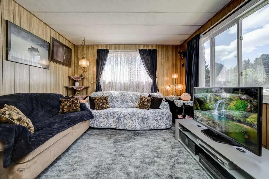 20541 25th Avenue Bellevue AB T0K 0C0