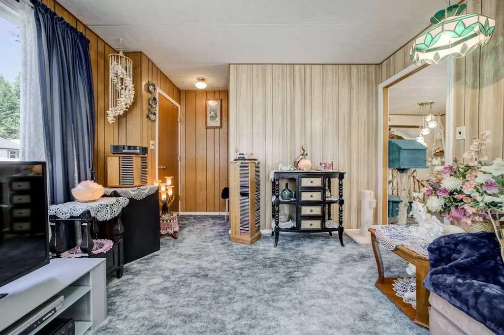 20541 25th Avenue Bellevue AB T0K 0C0