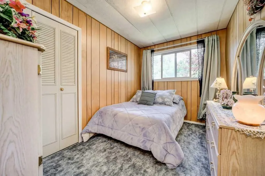 20541 25th Avenue Bellevue AB T0K 0C0