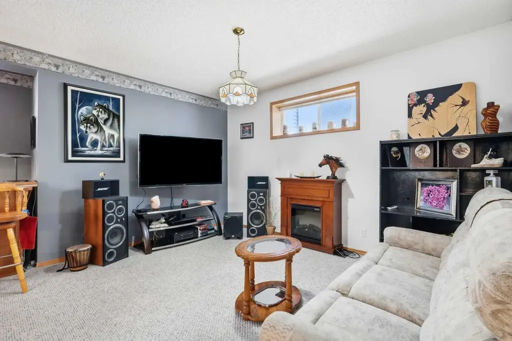 164 Sunterra Heights Cochrane AB T4C 1W7