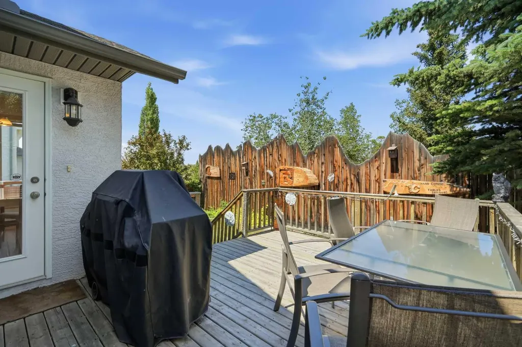 164 Sunterra Heights Cochrane AB T4C 1W7