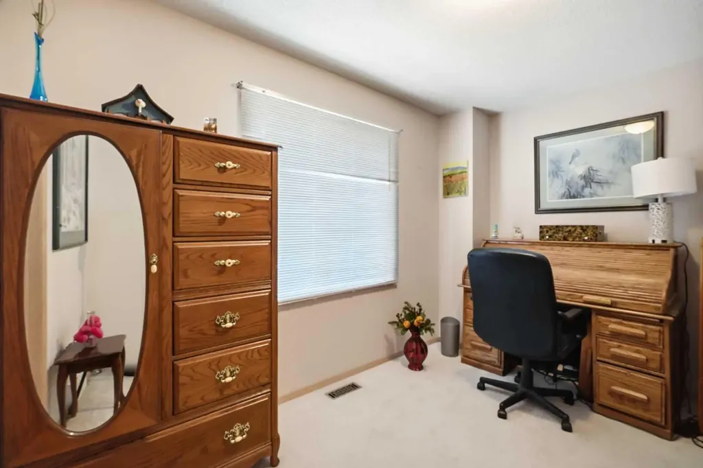 164 Sunterra Heights Cochrane AB T4C 1W7