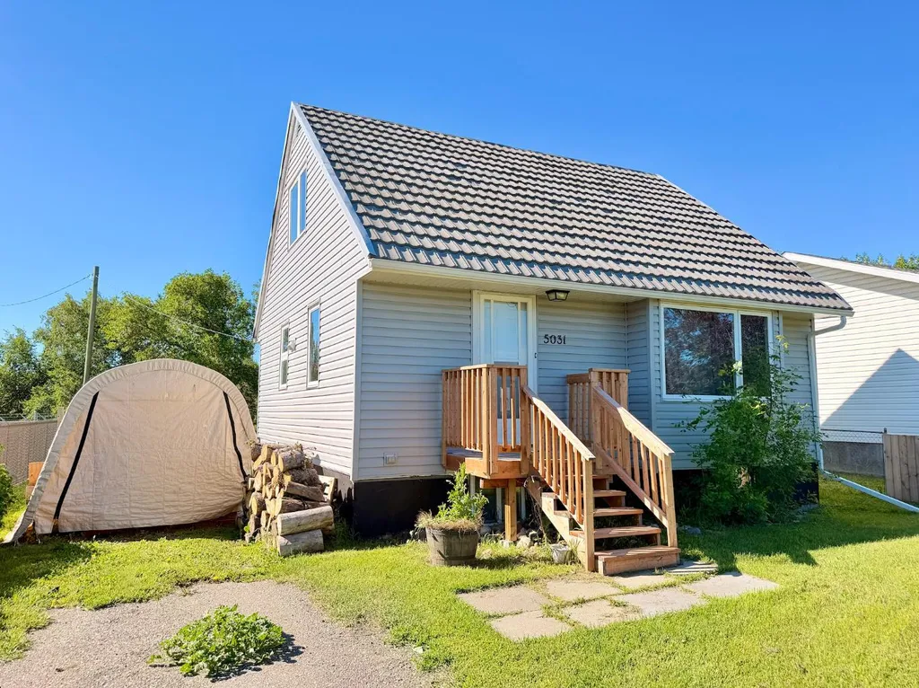 5031 54 Avenue Stavely AB T0L1R0