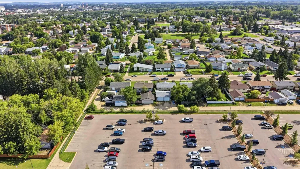 6124 Hamilton Drive Red Deer AB T4N 5Z4