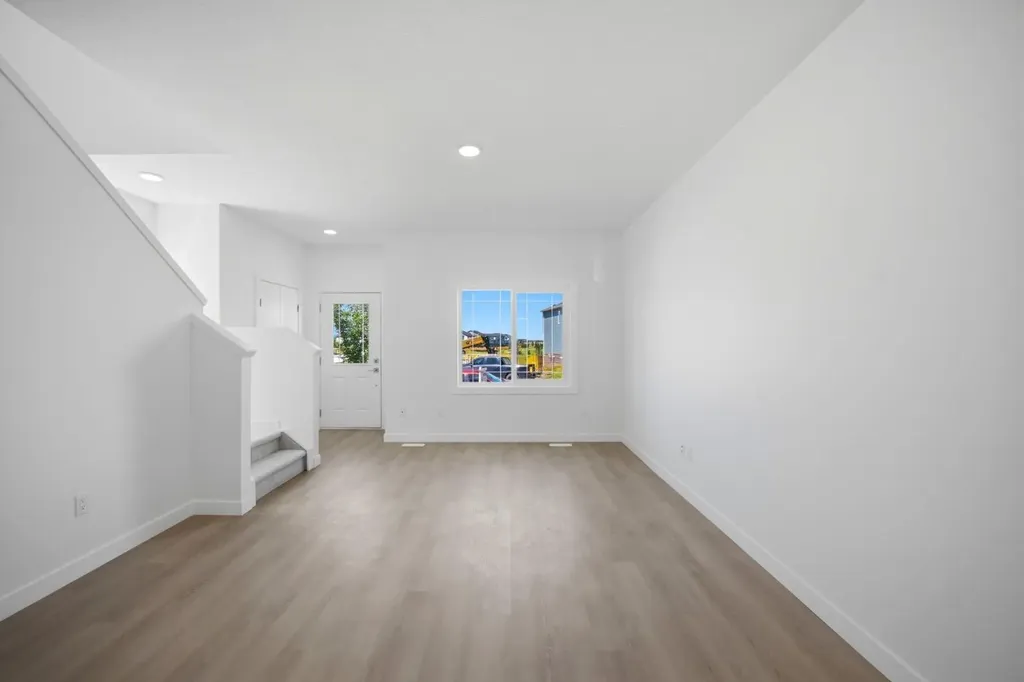 348 Cornerbrook Drive NE Calgary AB T3N 2J3