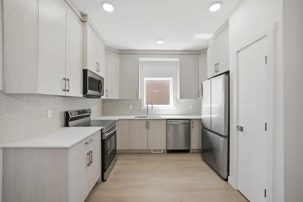 348 Cornerbrook Drive NE Calgary AB T3N 2J3