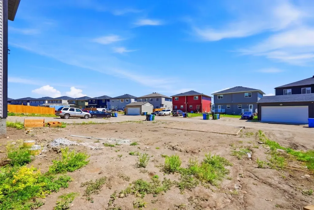 348 Cornerbrook Drive NE Calgary AB T3N 2J3