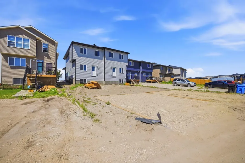 348 Cornerbrook Drive NE Calgary AB T3N 2J3