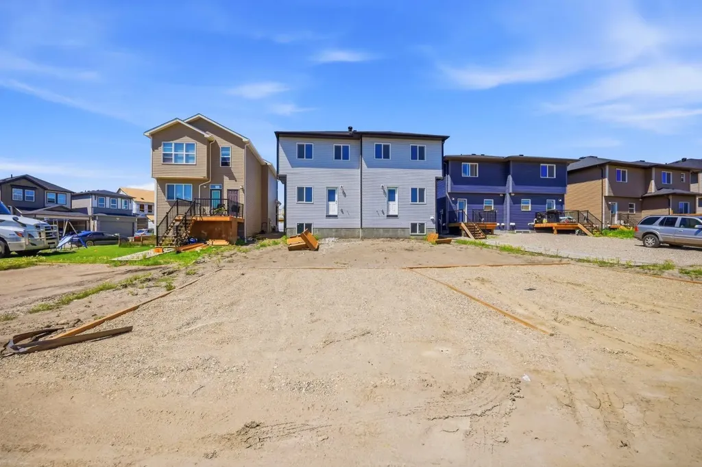 348 Cornerbrook Drive NE Calgary AB T3N 2J3