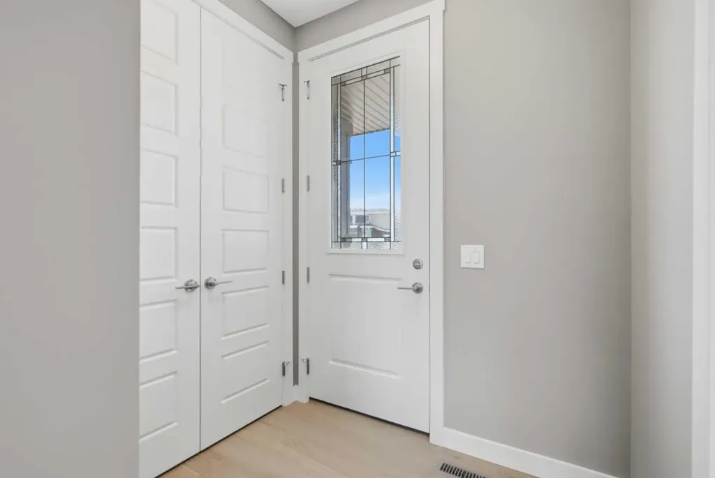 231 Waterford Heights Chestermere AB T1X 3B7