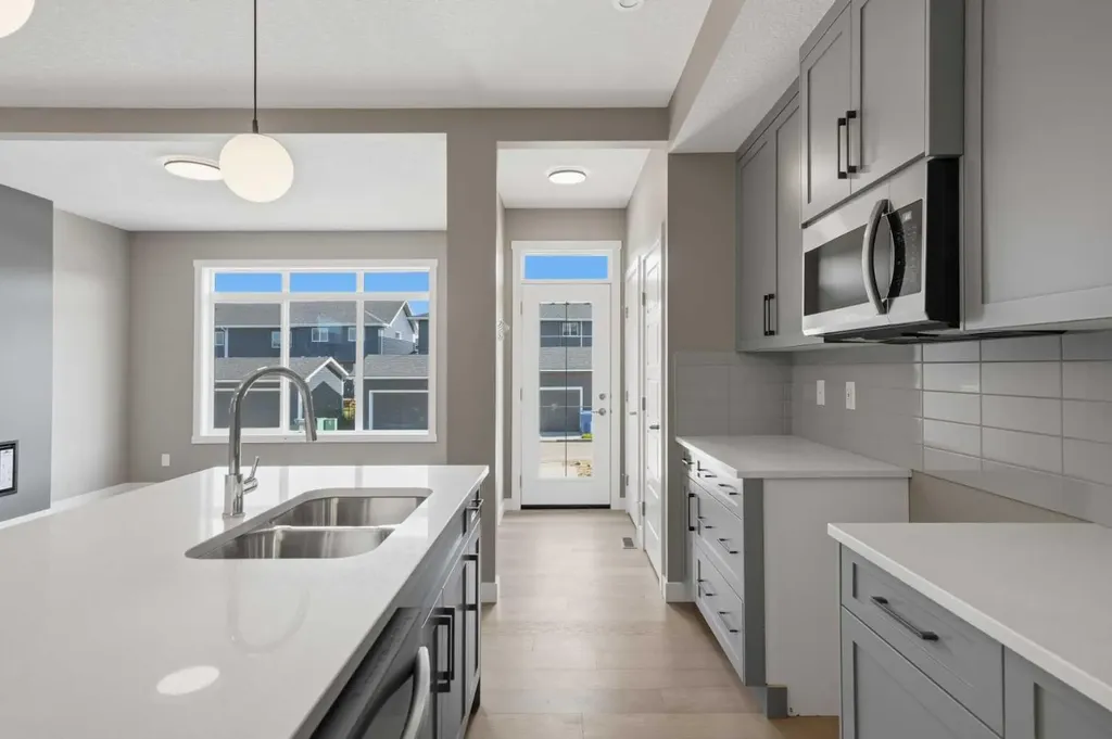 231 Waterford Heights Chestermere AB T1X 3B7