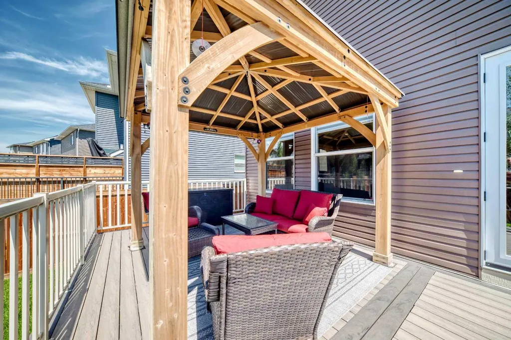145 Kinniburgh Gardens Chestermere AB T1X 0R7