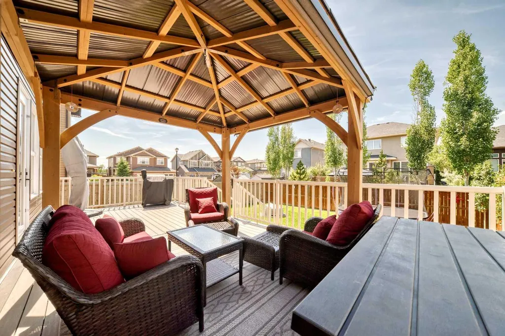 145 Kinniburgh Gardens Chestermere AB T1X 0R7