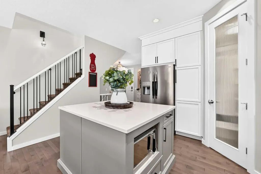 145 Kinniburgh Gardens Chestermere AB T1X 0R7
