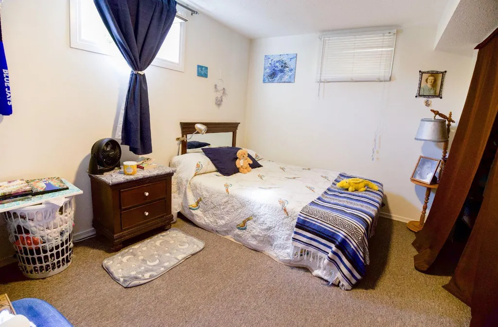 4122 50 Street Red Deer AB T4N 1W7