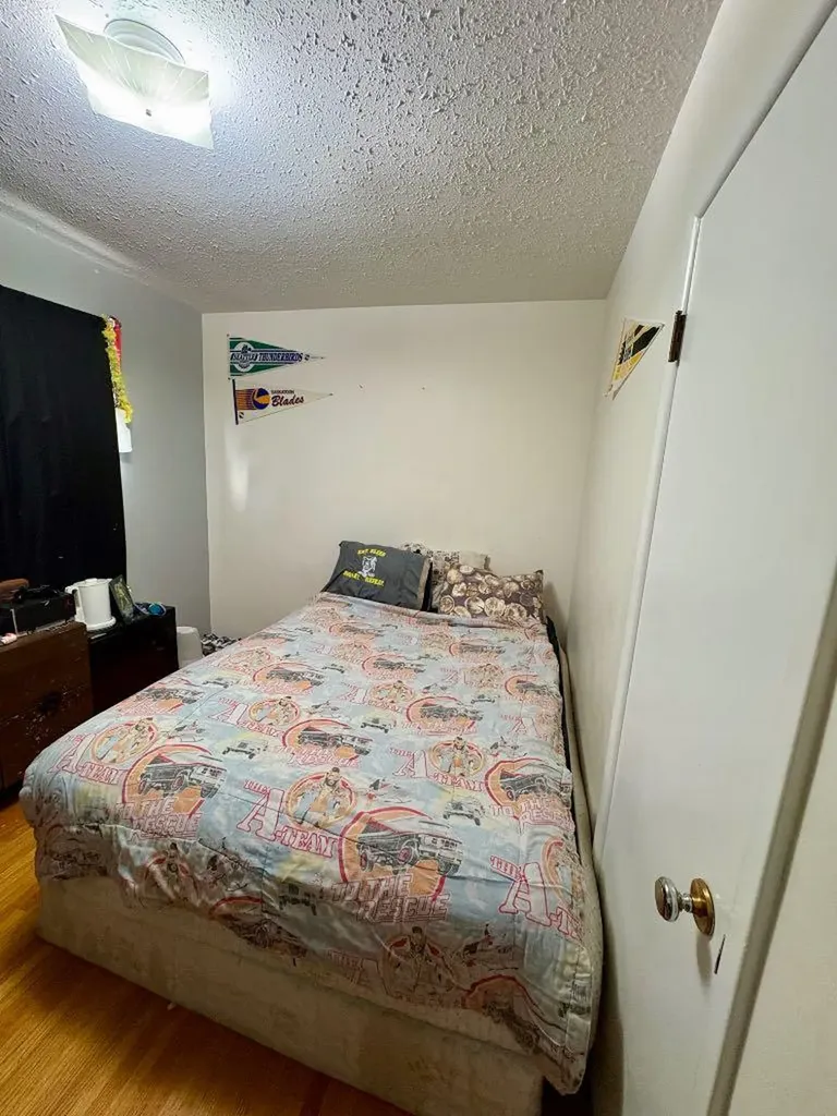 4122 50 Street Red Deer AB T4N 1W7