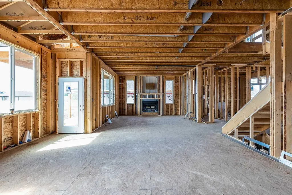 918 Memorial Drive SE Redcliff AB T0J2P0