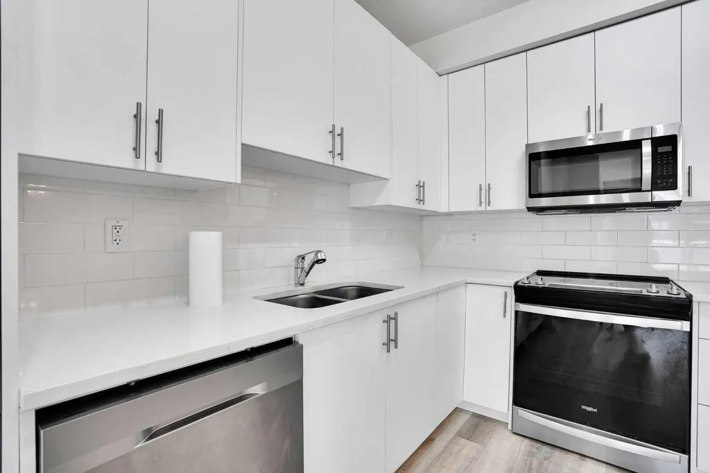 15 Sage Meadows Landing NW Calgary AB T3P 1E5