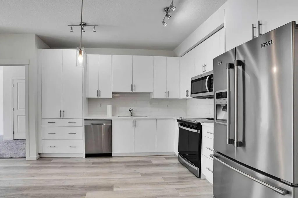15 Sage Meadows Landing NW Calgary AB T3P 1E5