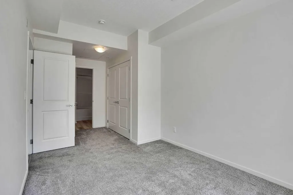 15 Sage Meadows Landing NW Calgary AB T3P 1E5