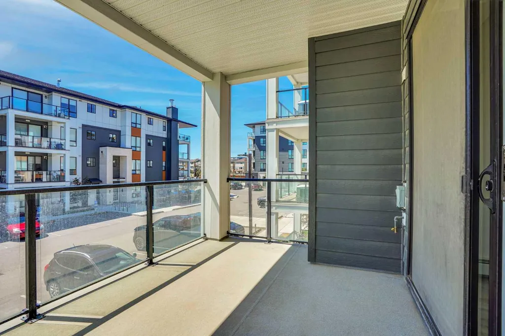 15 Sage Meadows Landing NW Calgary AB T3P 1E5