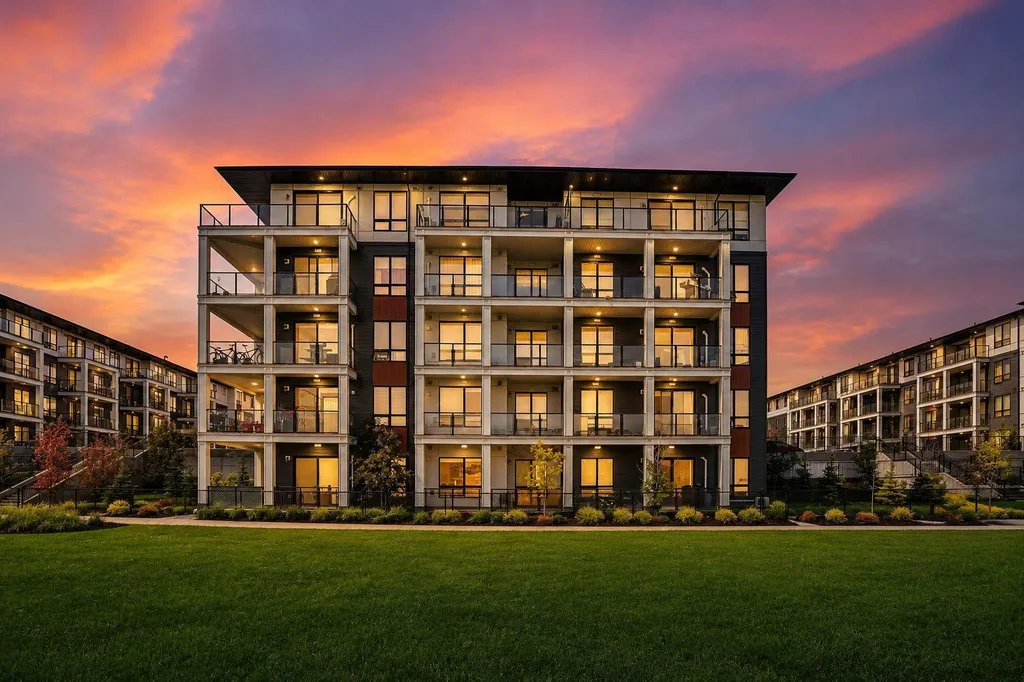 15 Sage Meadows Landing NW Calgary AB T3P 1E5