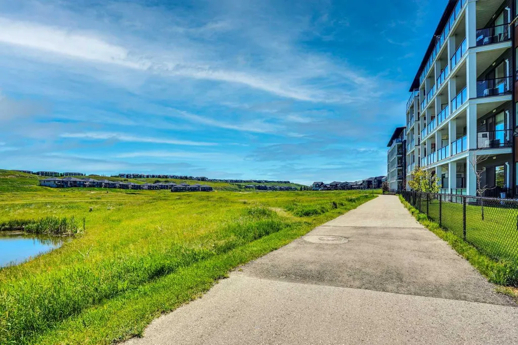 15 Sage Meadows Landing NW Calgary AB T3P 1E5