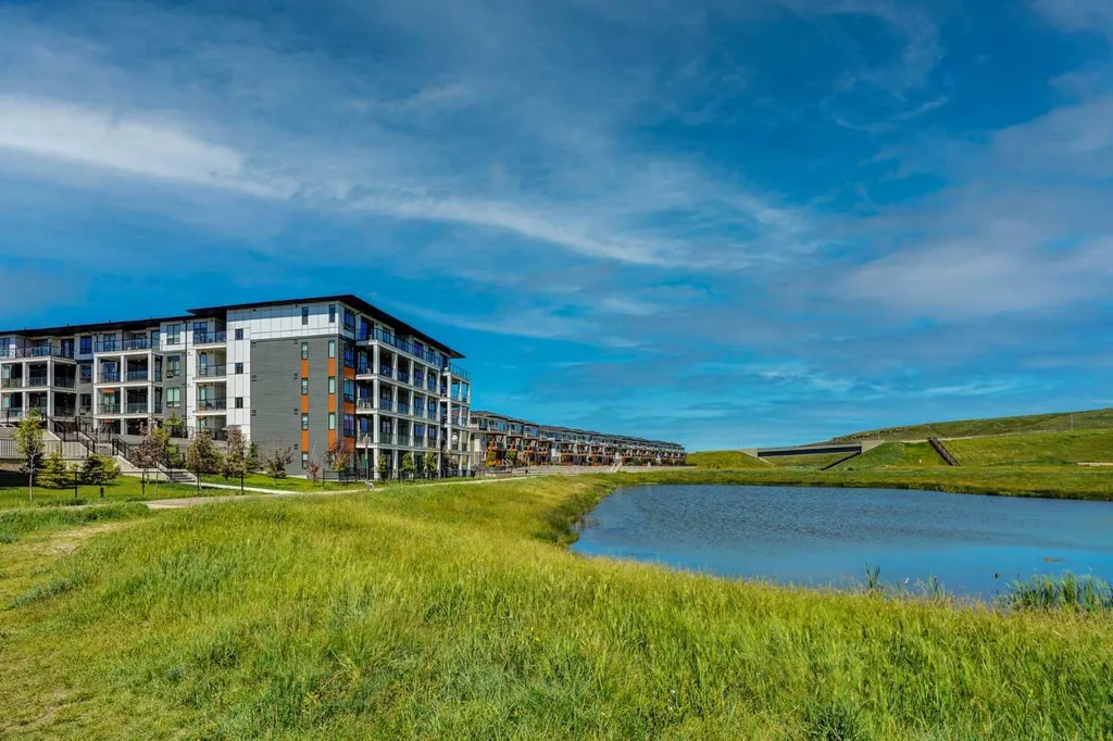 15 Sage Meadows Landing NW Calgary AB T3P 1E5
