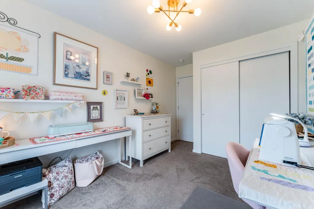490 Highlands Boulevard W Lethbridge AB T1J 5K5