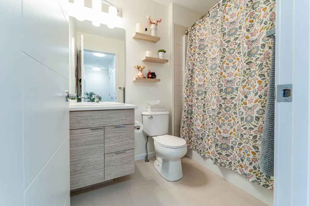 490 Highlands Boulevard W Lethbridge AB T1J 5K5