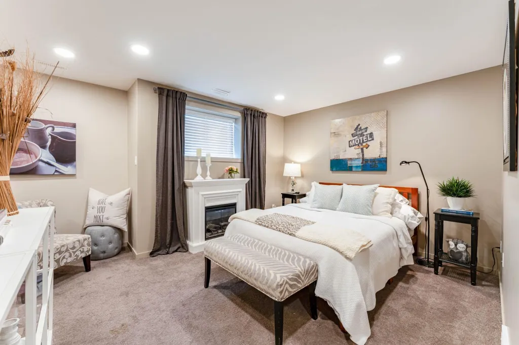 490 Highlands Boulevard W Lethbridge AB T1J 5K5