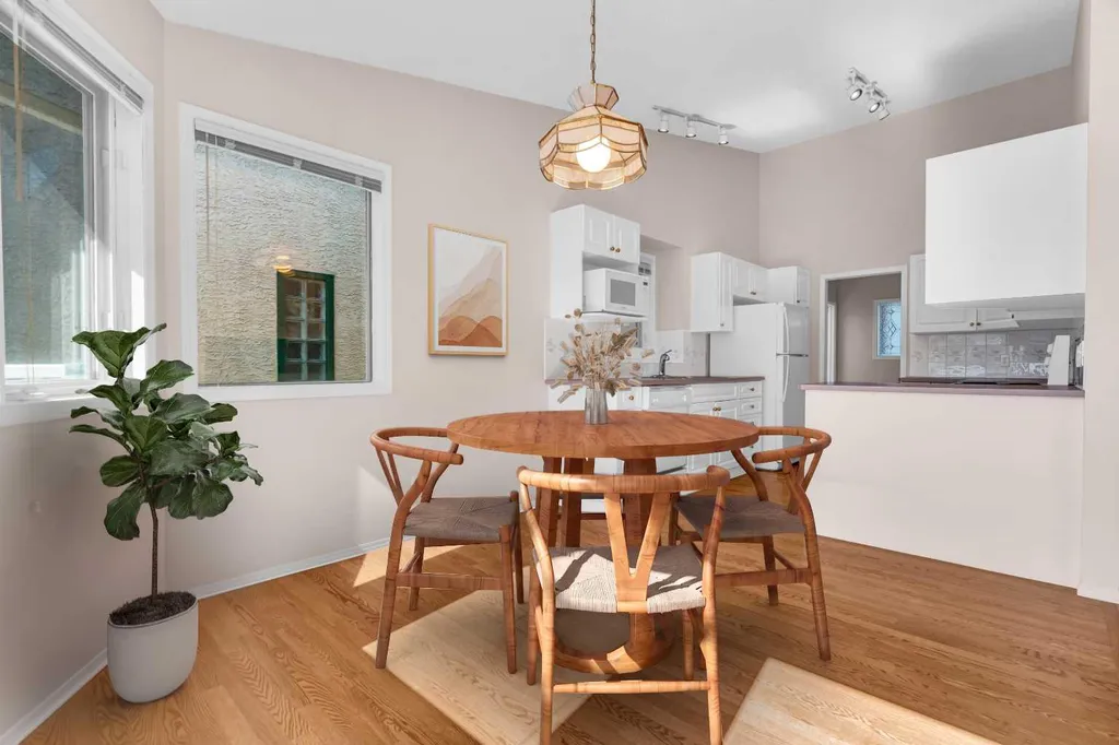 58 Evergreen Bay SW Calgary AB T2Y 3E9