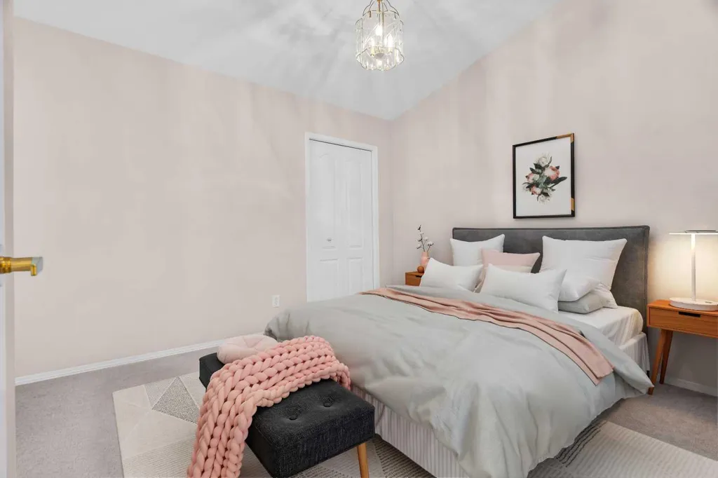 58 Evergreen Bay SW Calgary AB T2Y 3E9
