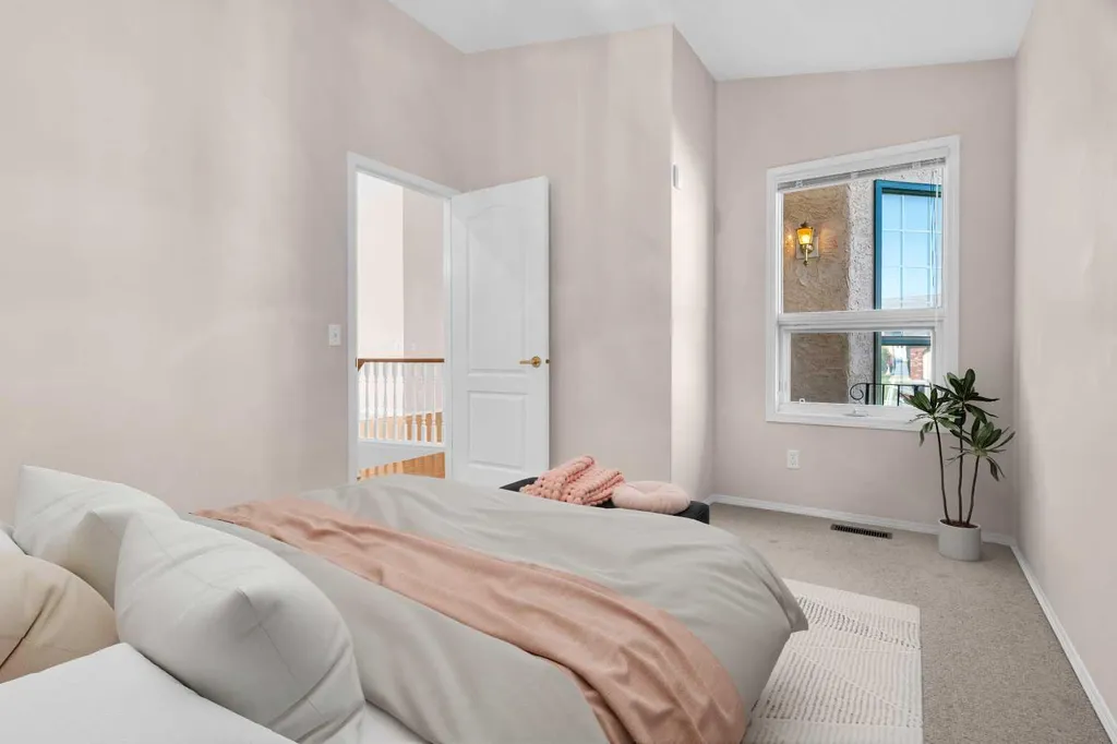 58 Evergreen Bay SW Calgary AB T2Y 3E9