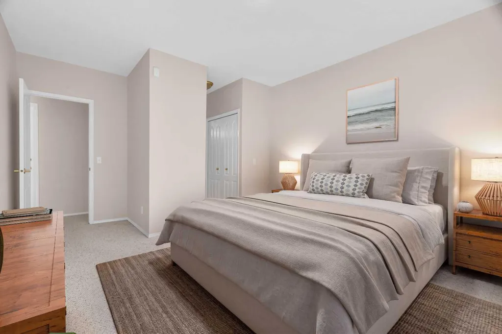 58 Evergreen Bay SW Calgary AB T2Y 3E9