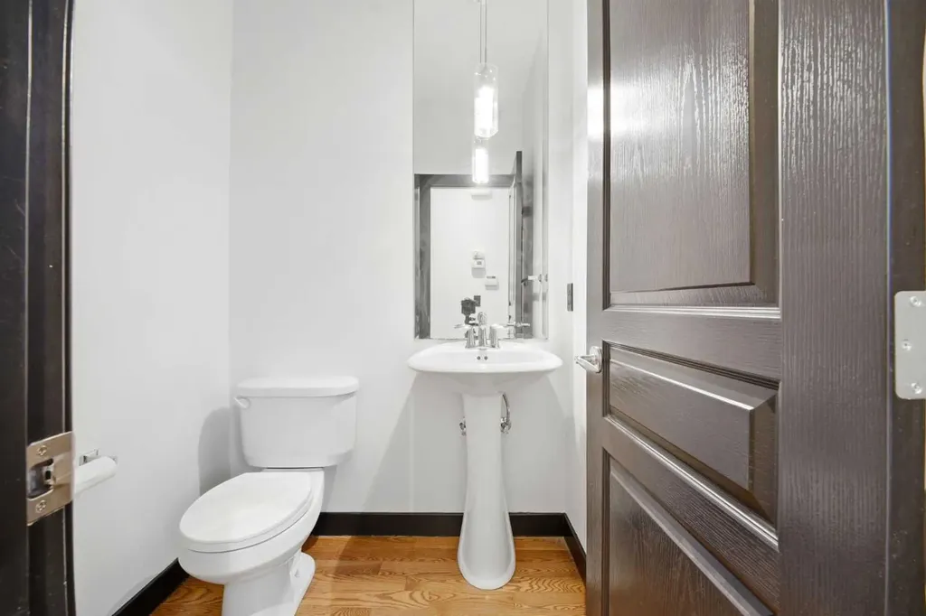 130 Auburn Glen Circle SE Calgary AB T3M 0K9
