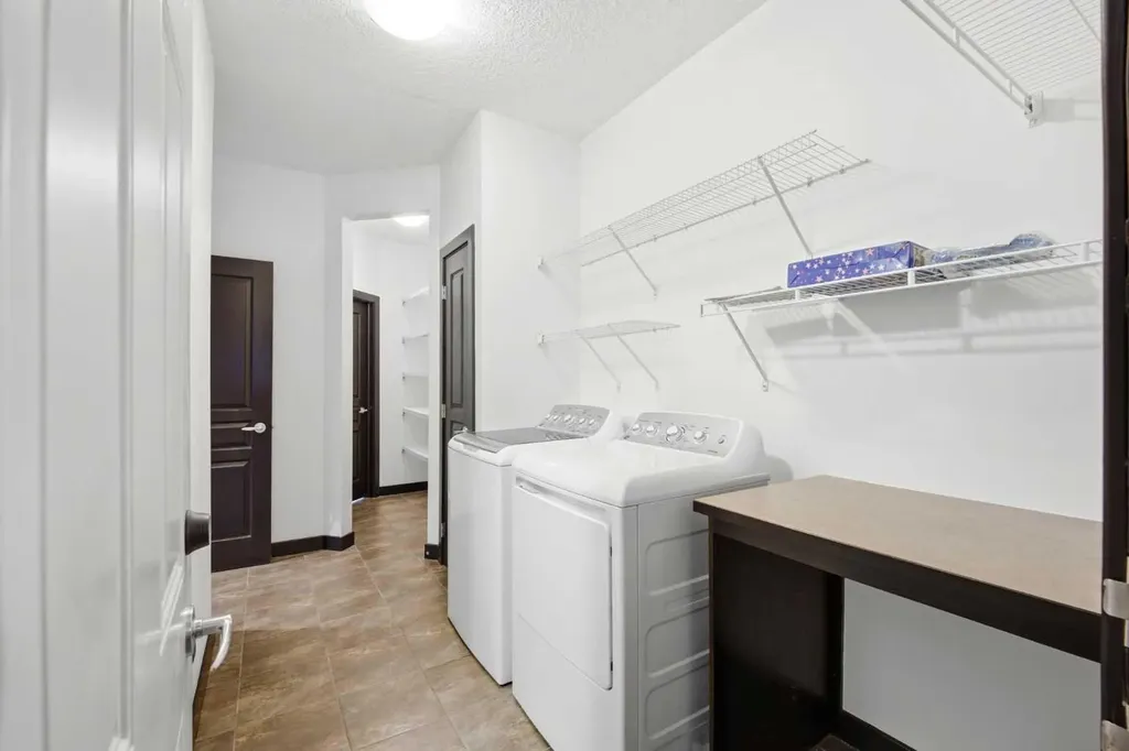 130 Auburn Glen Circle SE Calgary AB T3M 0K9