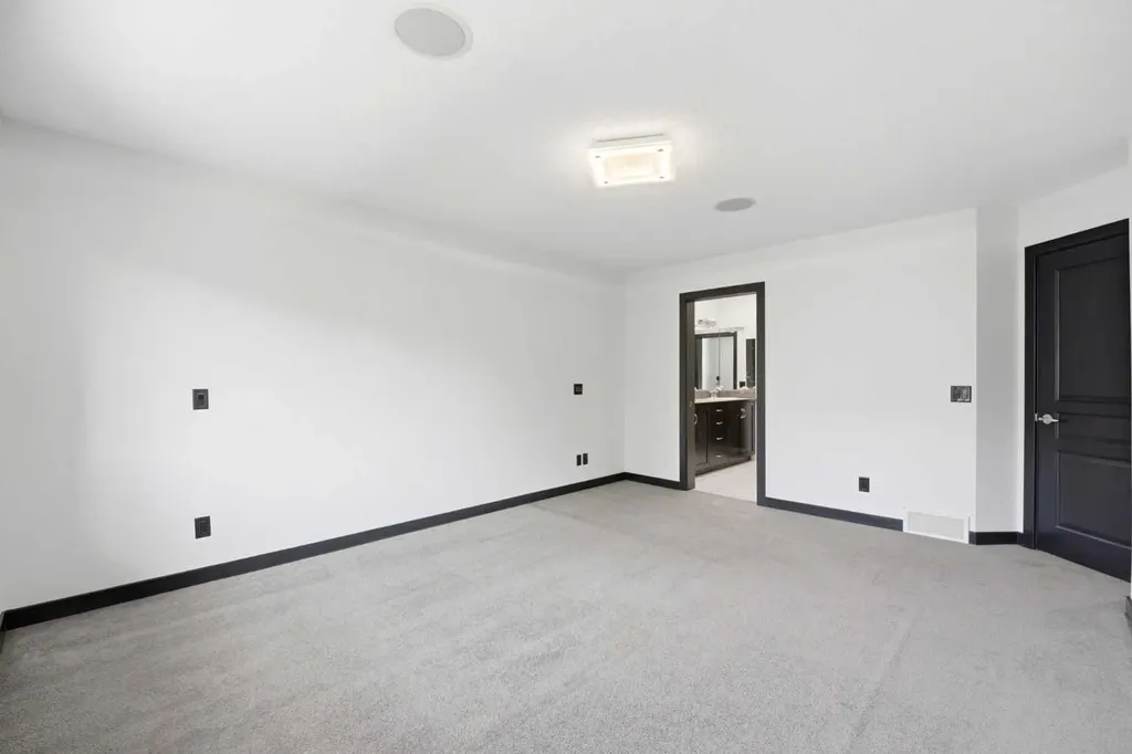 130 Auburn Glen Circle SE Calgary AB T3M 0K9