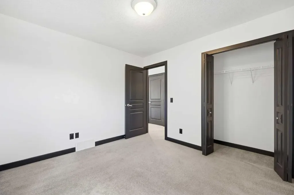 130 Auburn Glen Circle SE Calgary AB T3M 0K9