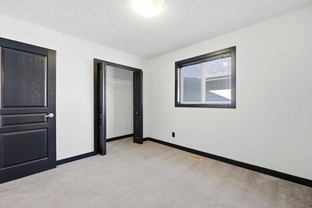 130 Auburn Glen Circle SE Calgary AB T3M 0K9