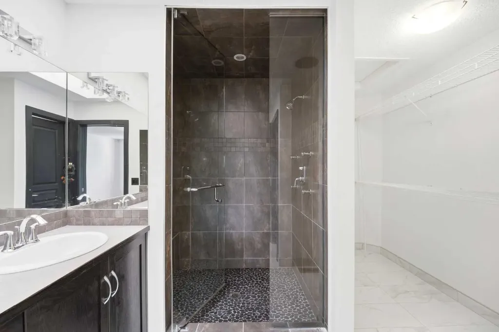 130 Auburn Glen Circle SE Calgary AB T3M 0K9