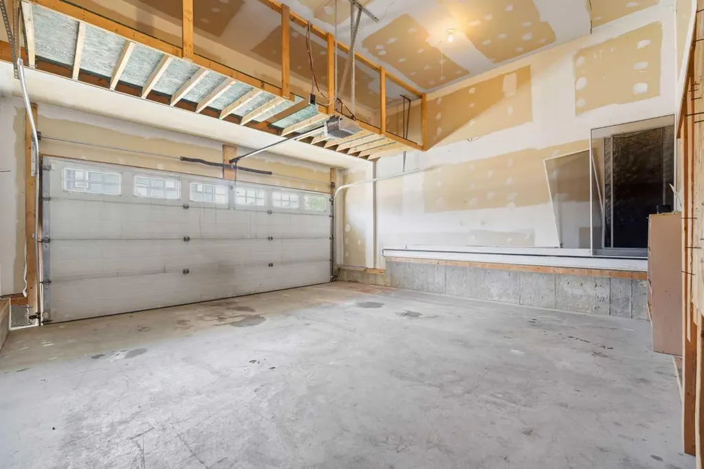 130 Auburn Glen Circle SE Calgary AB T3M 0K9