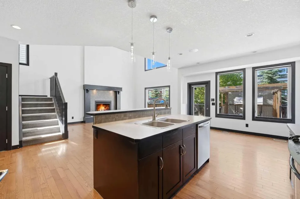 130 Auburn Glen Circle SE Calgary AB T3M 0K9