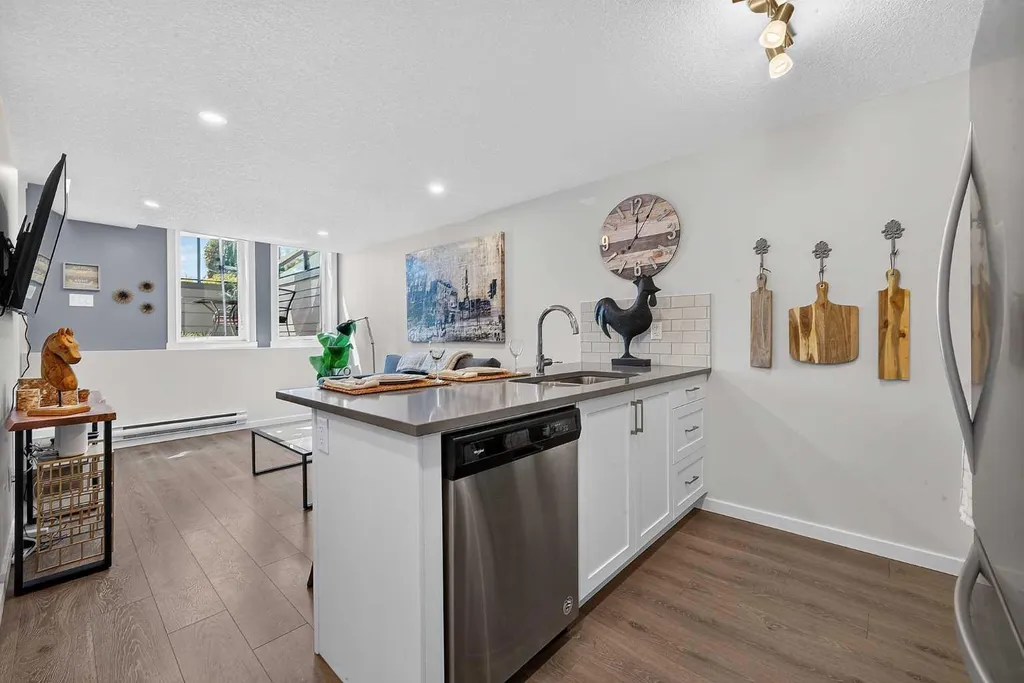 19500 37 Street SE Calgary AB T3M 2W9