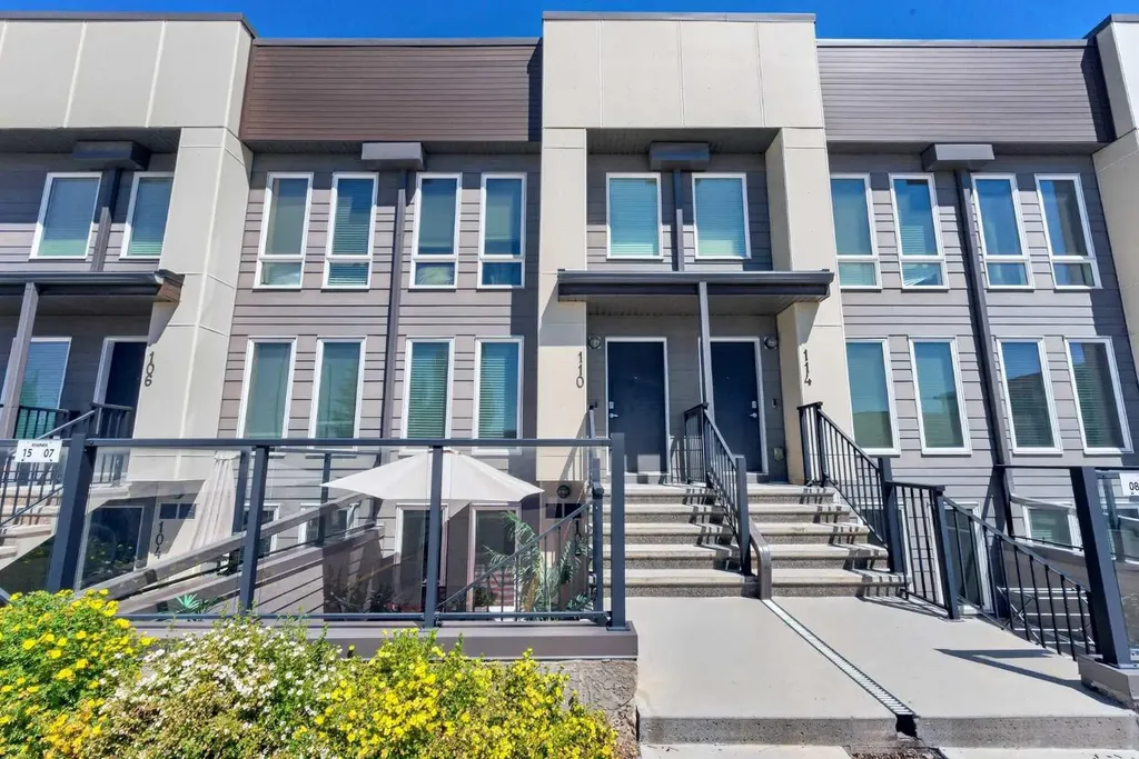 19500 37 Street SE Calgary AB T3M 2W9