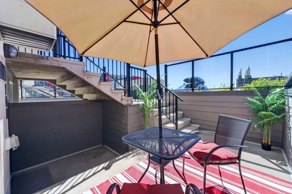 19500 37 Street SE Calgary AB T3M 2W9