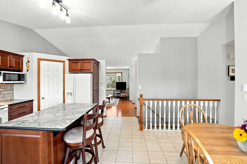 109 Logan Close Red Deer AB T4R 2N0