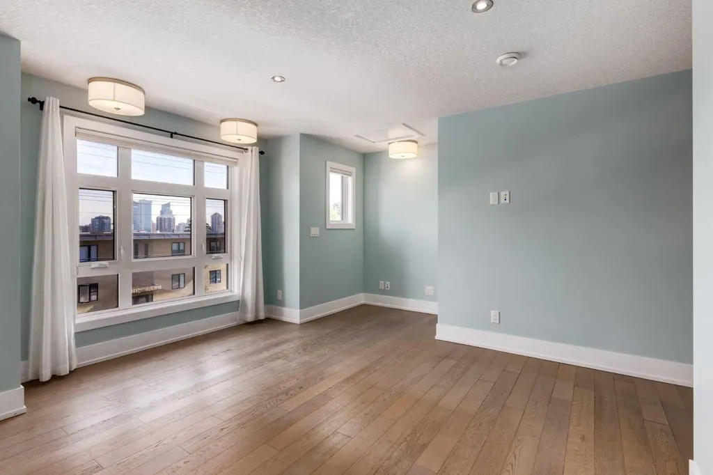 1513 23 Avenue SW Calgary AB T2T 0T8